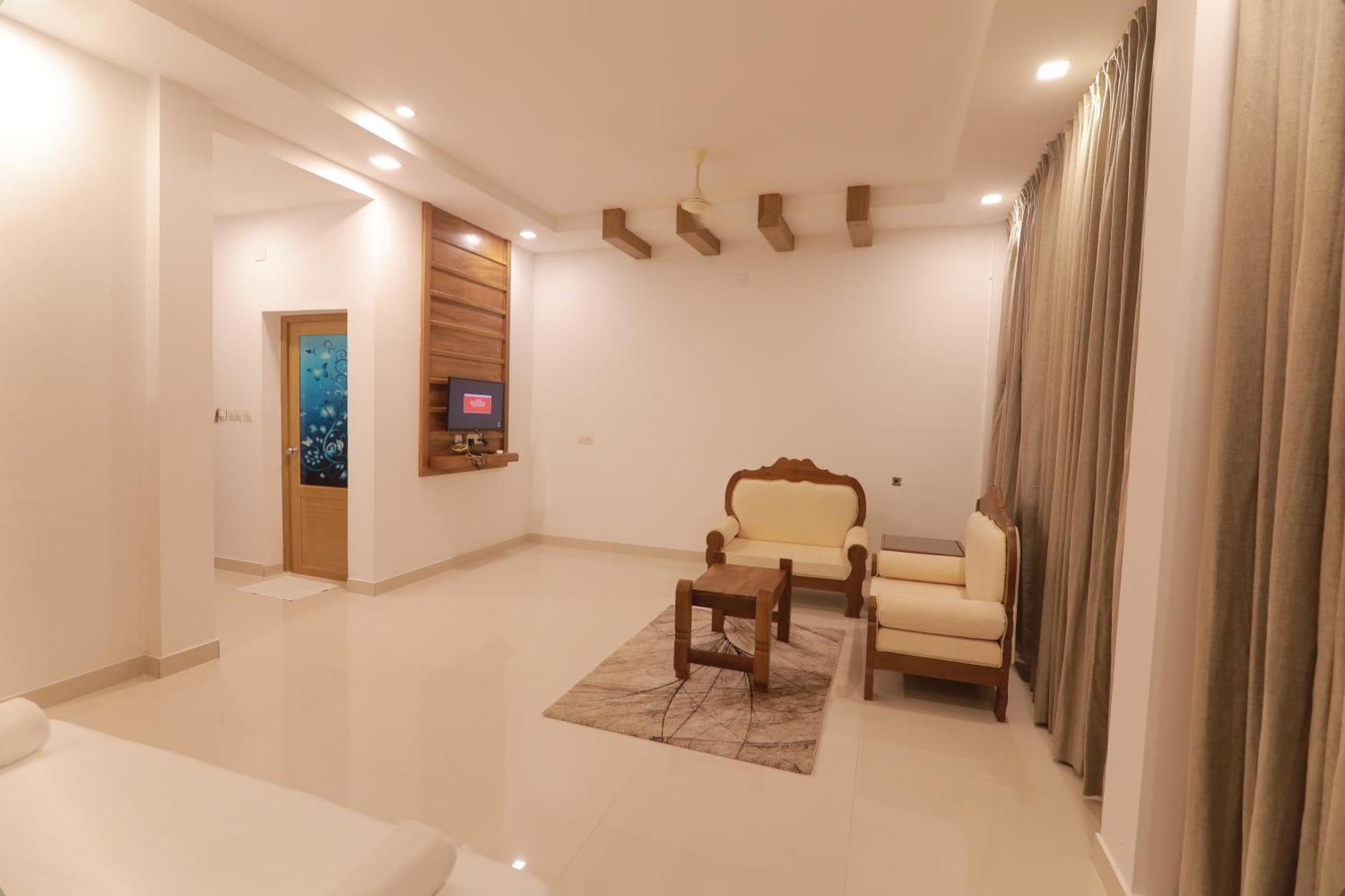 Opm Inn Payyannur Εξωτερικό φωτογραφία